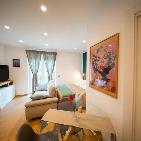 Salernum Luxury Appartement *
